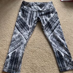 size lulu lemon cropped leggings